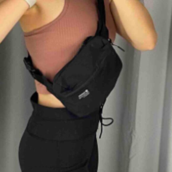 lululemon athletica Handbags - Lululemon Clean Lines Belt Bag BLACK NWT PERFECT fanny waist saddle pack nwt